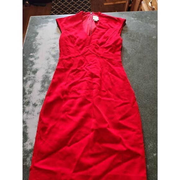 Riess Sculptured V-Neck Cap Sleeve Red Dress Size 2 - Picture 1 of 6